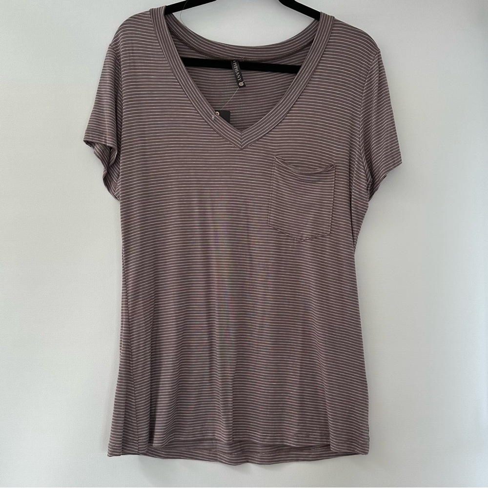 Piphany Faye VNeck Striped shirt - M